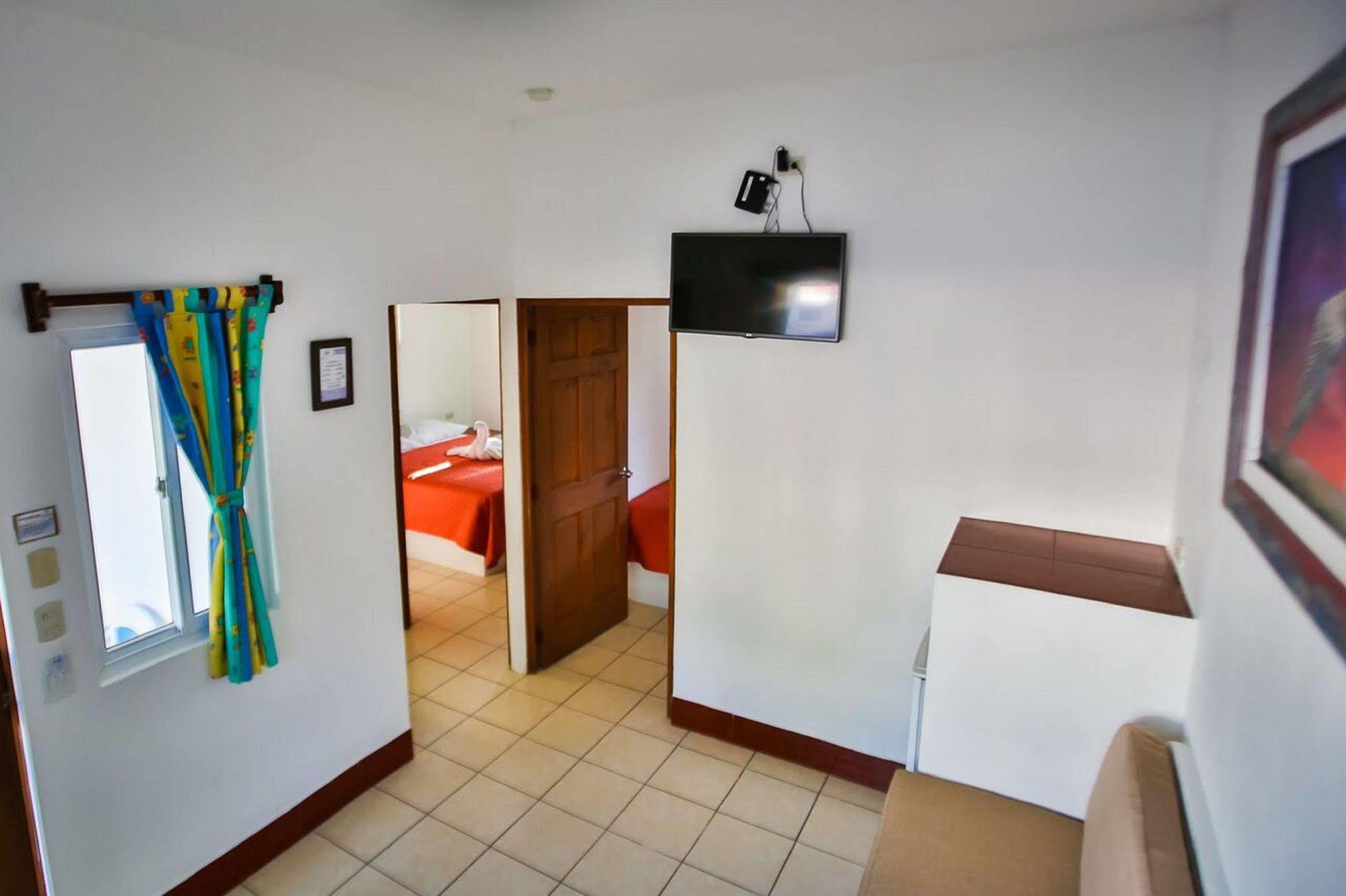 Playa Plana Hotel ハワイ エクステリア 写真