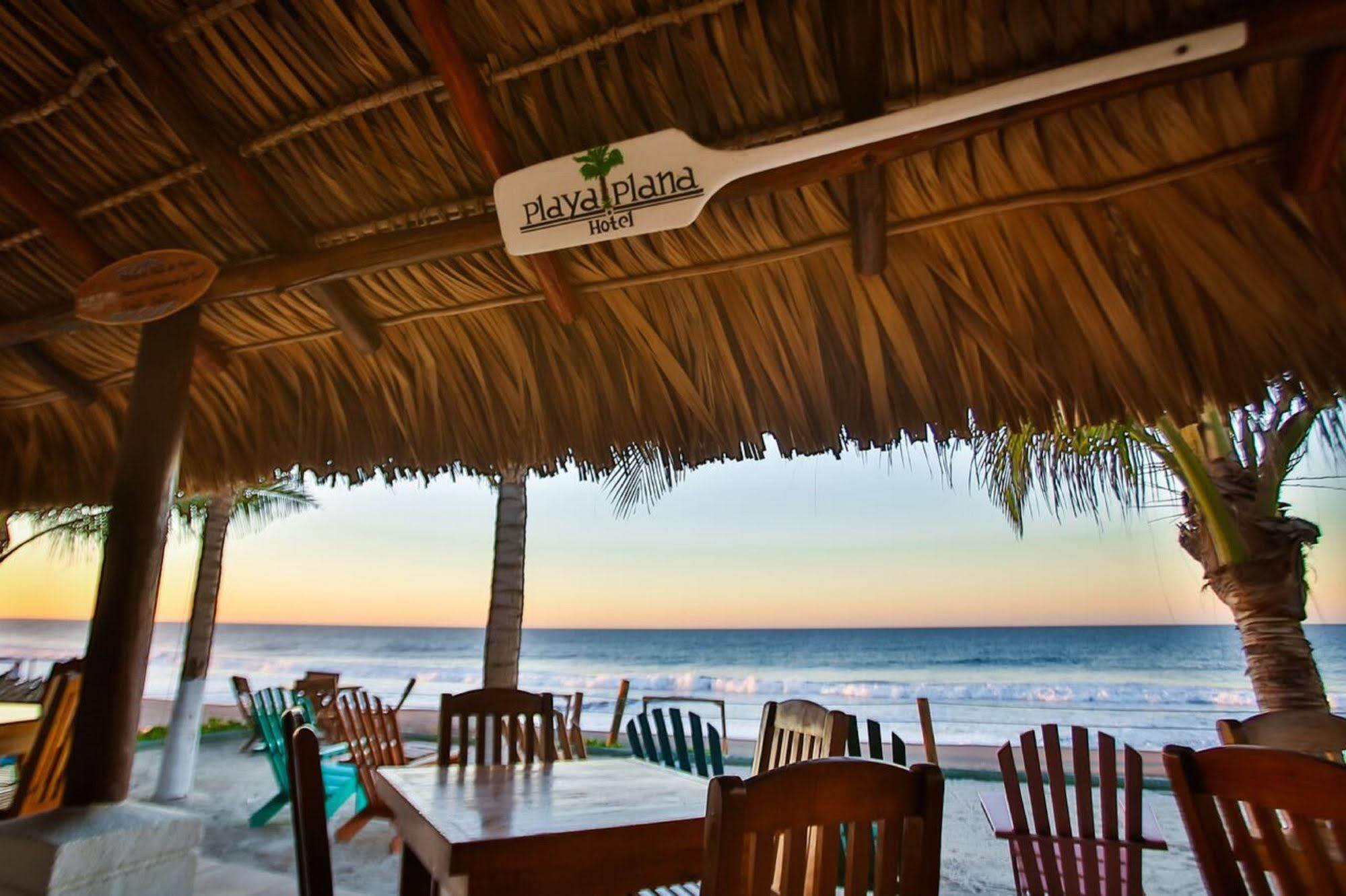 Playa Plana Hotel ハワイ エクステリア 写真