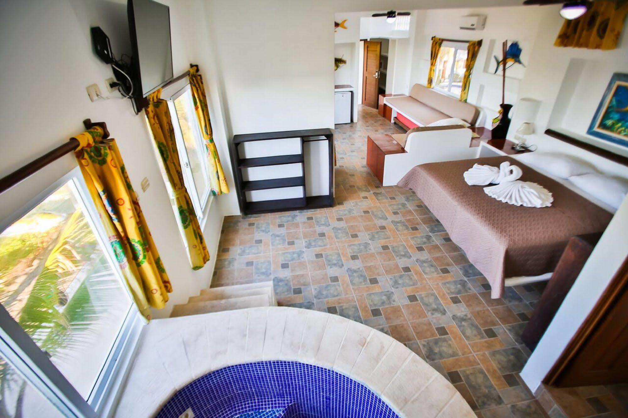 Playa Plana Hotel ハワイ エクステリア 写真
