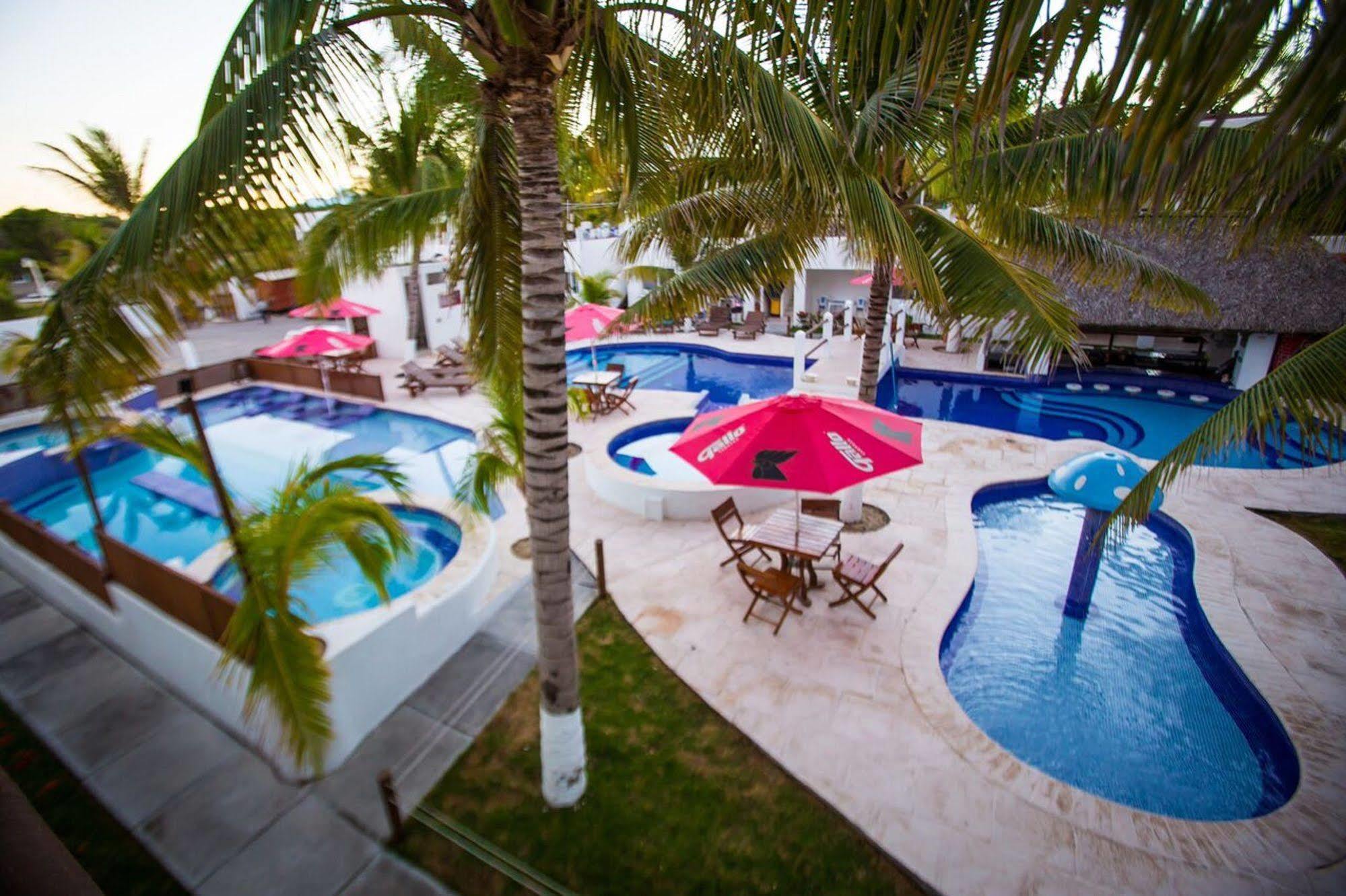 Playa Plana Hotel ハワイ エクステリア 写真